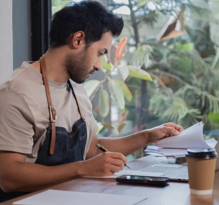 Which is Better: Revolving Credit or a Business Loan?